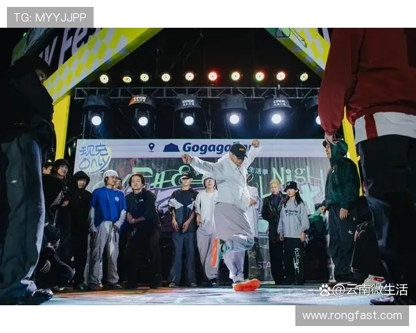 全国街舞大赛点评成都滑板队展现出色的团队意识与默契配合