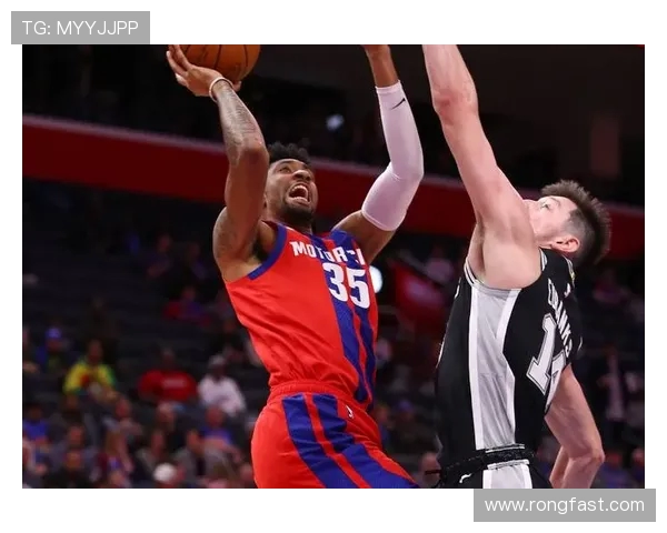 1990年公牛与活塞经典对决全场录像回顾与精彩瞬间分析